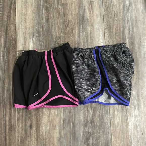 Nike Dri Fit Tempo Running Shorts Lot of 2 pair Elastic Waist Multicolor XS - Picture 4 of 7